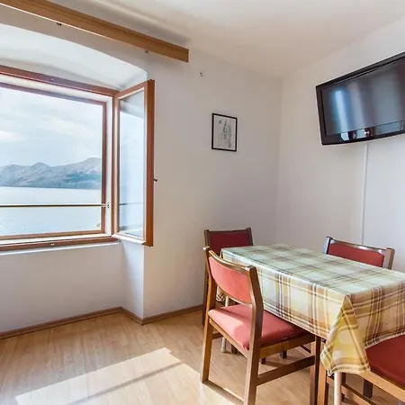 Apartment Josip